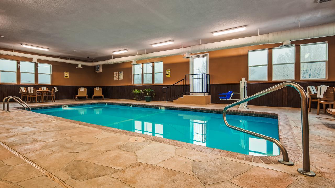 Best Western Teal Lake Inn Мексико Экстерьер фото